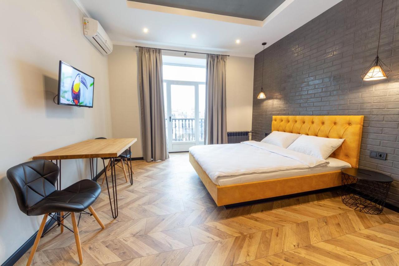 Central Apartments Maidan Area Kiev Eksteriør billede
