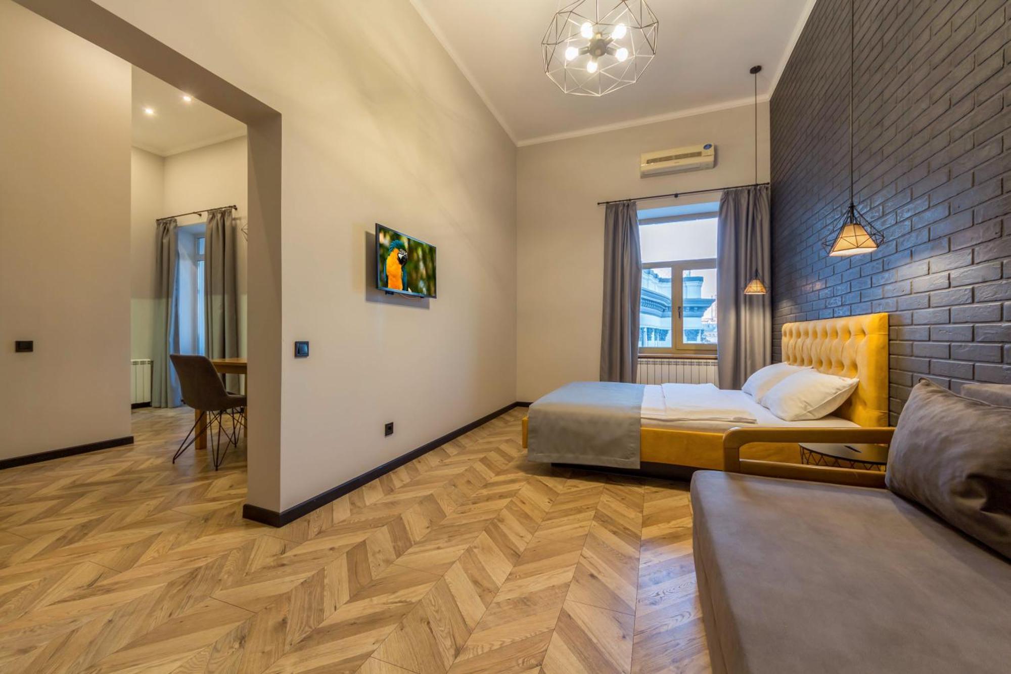 Central Apartments Maidan Area Kiev Eksteriør billede